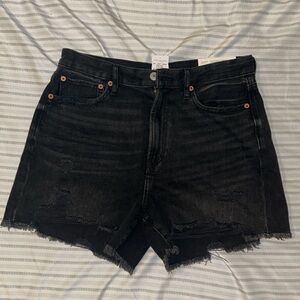 NWT American Eagle 90s Boyfriend Mid-Length Shorts